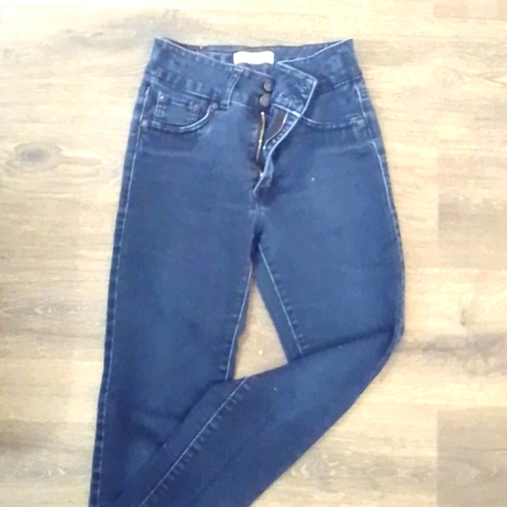 Levi's high waisted jeans